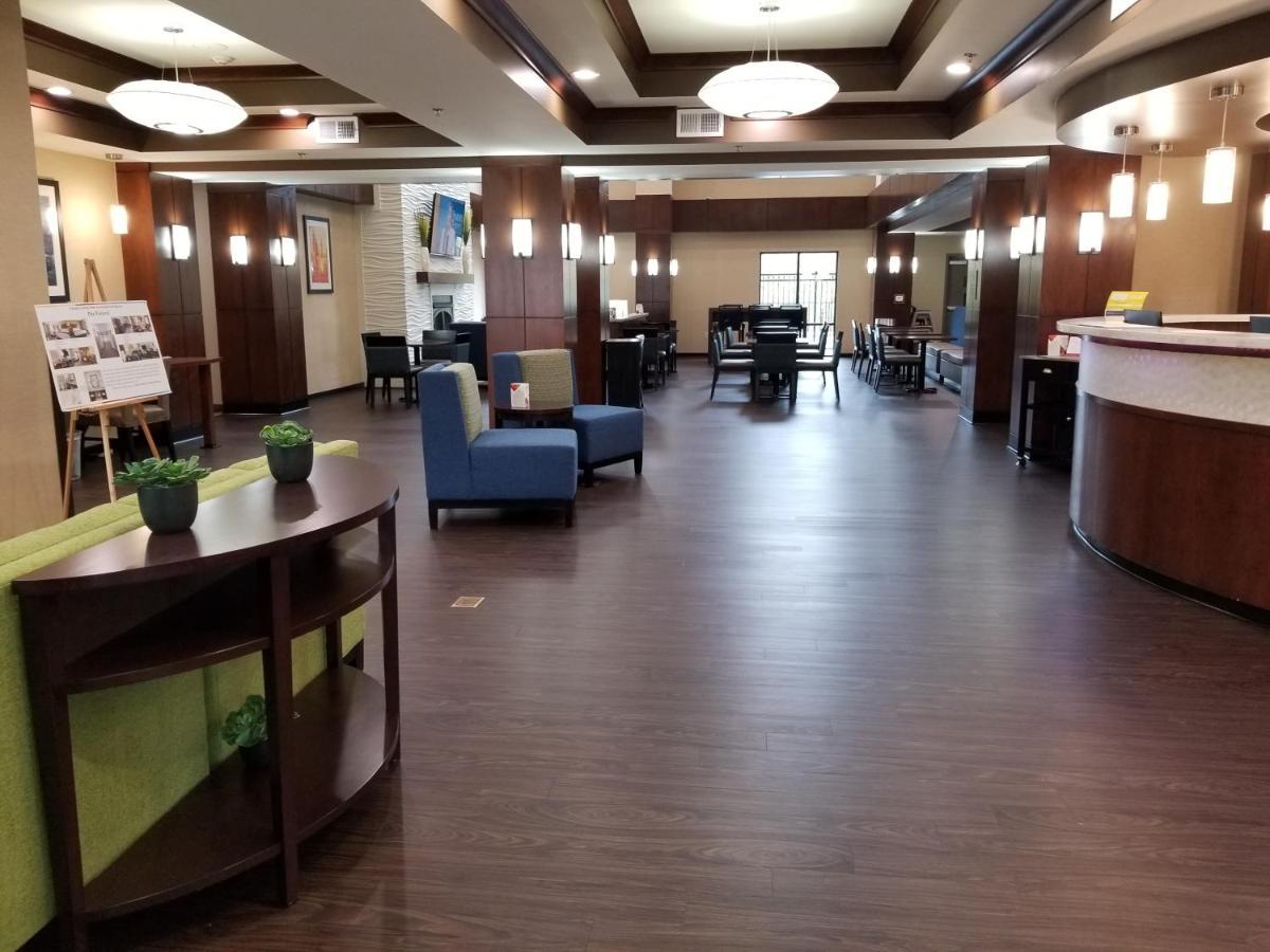 Comfort Suites Little Rock West Zewnętrze zdjęcie