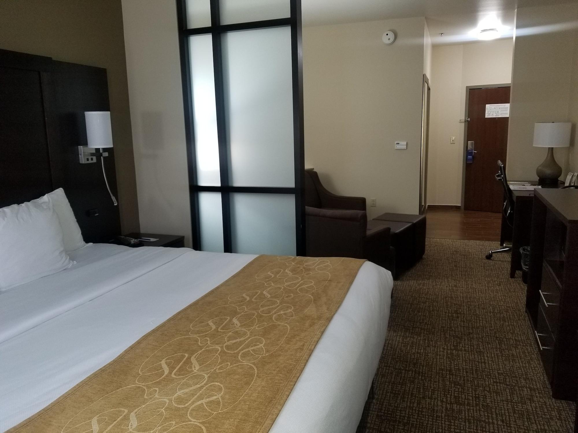 Comfort Suites Little Rock West Zewnętrze zdjęcie